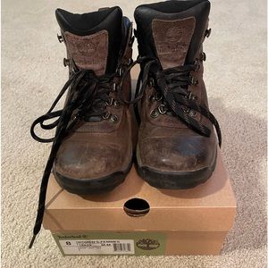 Timberland Hiking Boots - Size 8 Women's